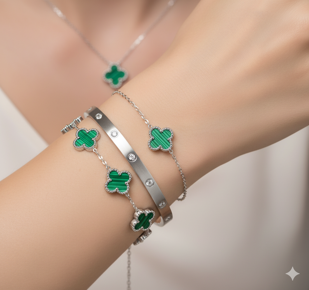 Elegant Clover Charm Bracelet Set – Sterling Silver with Green Enamel